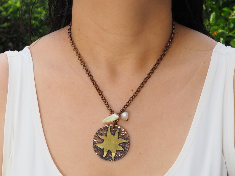 Handmade adjustable Chain Adjustable NeclaceChoker with copper and brass Sun pendant with quartz and Pearl charms