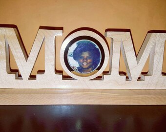 Mom photo frame, Mother's day gift, memorial, mama, photo display, wooden gift, shelf, picture frame for mom, mommy, frame