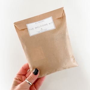 Young Living Welcome Kit: Roller Bottles, Labels & Recipe Cards