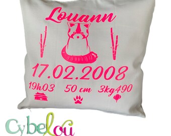 Pillow embroidered according to the drawing of your child
