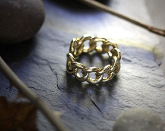 The Chain ring /Adjustable size / Brass,Gold and Silver color / Unisex jewelry / Original made and designed by Defy.