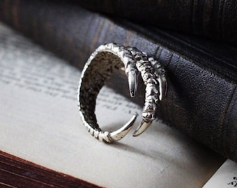Claw ring by Defy. /Adjustable size/ Brass, Gold and Silver color/ Unisex jewelry / Only at DEFY JEWELRY / Handmade accessories.