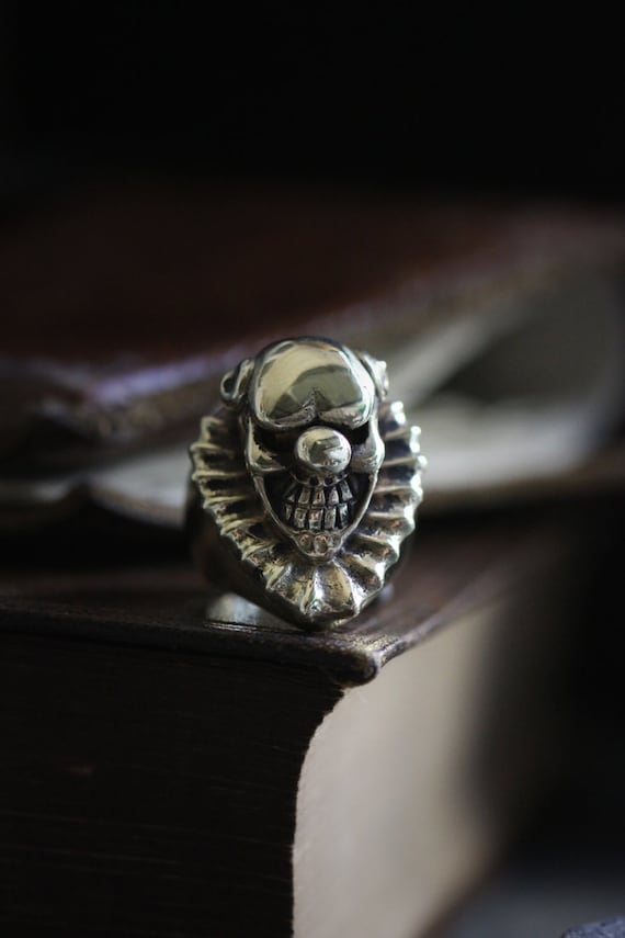 Hiphop Style Skull Ring★目を引く Cracked Skull Head Vintage Rock Style Rings / Skull Jewelry