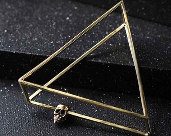 The Triangle & Skull Bangle.(3D.)/Only at DEFY JEWELRY/Brass,Gold and Silver color / Unisex jewelry /Special design/Skull chic/Unique gifts.