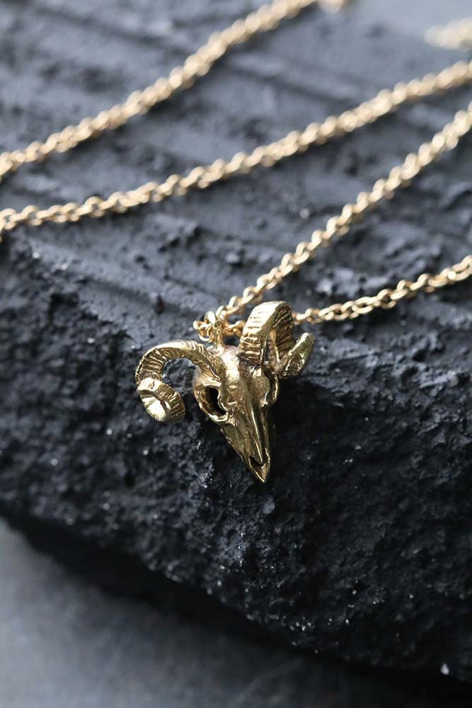 Goat skull necklace Clearance