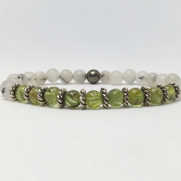 Jade Bracelet, Peridot Bracelet, Beaded Bracelet, White Bracelet, Green Bracelet, Stretch Bracelet, Zen Bracelet, Healing Bracelet