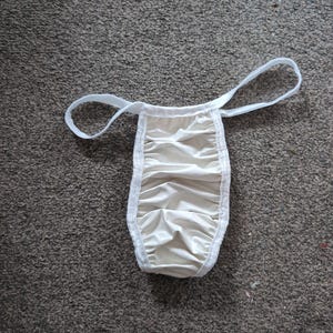 Waterproof shiny white plastic unisex fishtail thong (28-45)