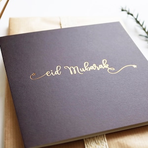 Cartão de felicitações luxuoso Eid Mubarak em folha de ouro em cinza - RC 06