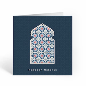 Karta Ramadan Mubarak granatowa. Łuk arabski. Geometryczny islamski. Zellige - RM 04