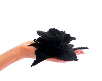 Schwarze Filz Brosche, Blumen Brosche, Merino Wolle, Handgemachter Schmuck