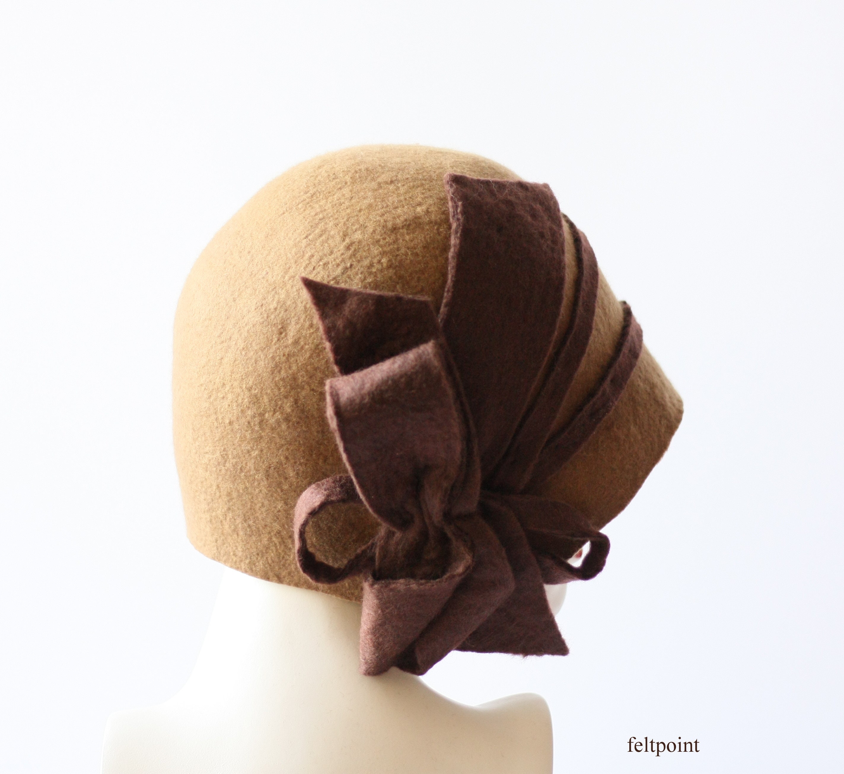 Cloche Women