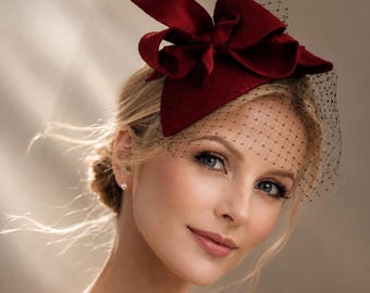 Burgundy Wool Felt Fascinator with Veil, Modern Elegant Bow Headpiece, Special Occasion Accessory