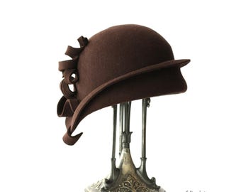 Handmade Wool Felt Cloche Hat – 1920s Vintage Style, Brown