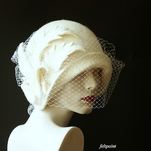 Wedding hat. Veiling hat. White cloche hat with veil