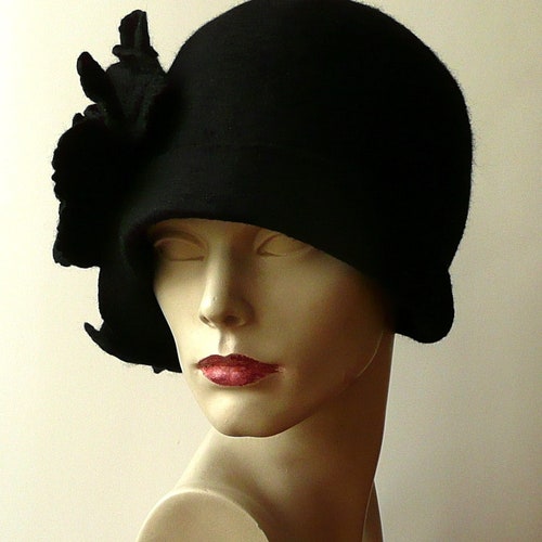 Black Felt Hat Felted Hat Cloche Hat Fapper 1920 Hat Art Gray - Etsy