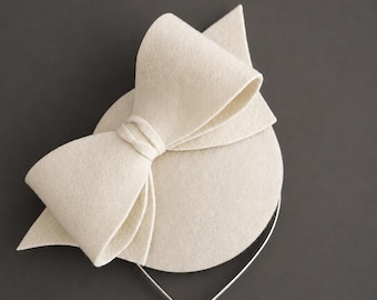 Ivory  Felt Fascinator Hat with Bow – Wedding Guest, Races