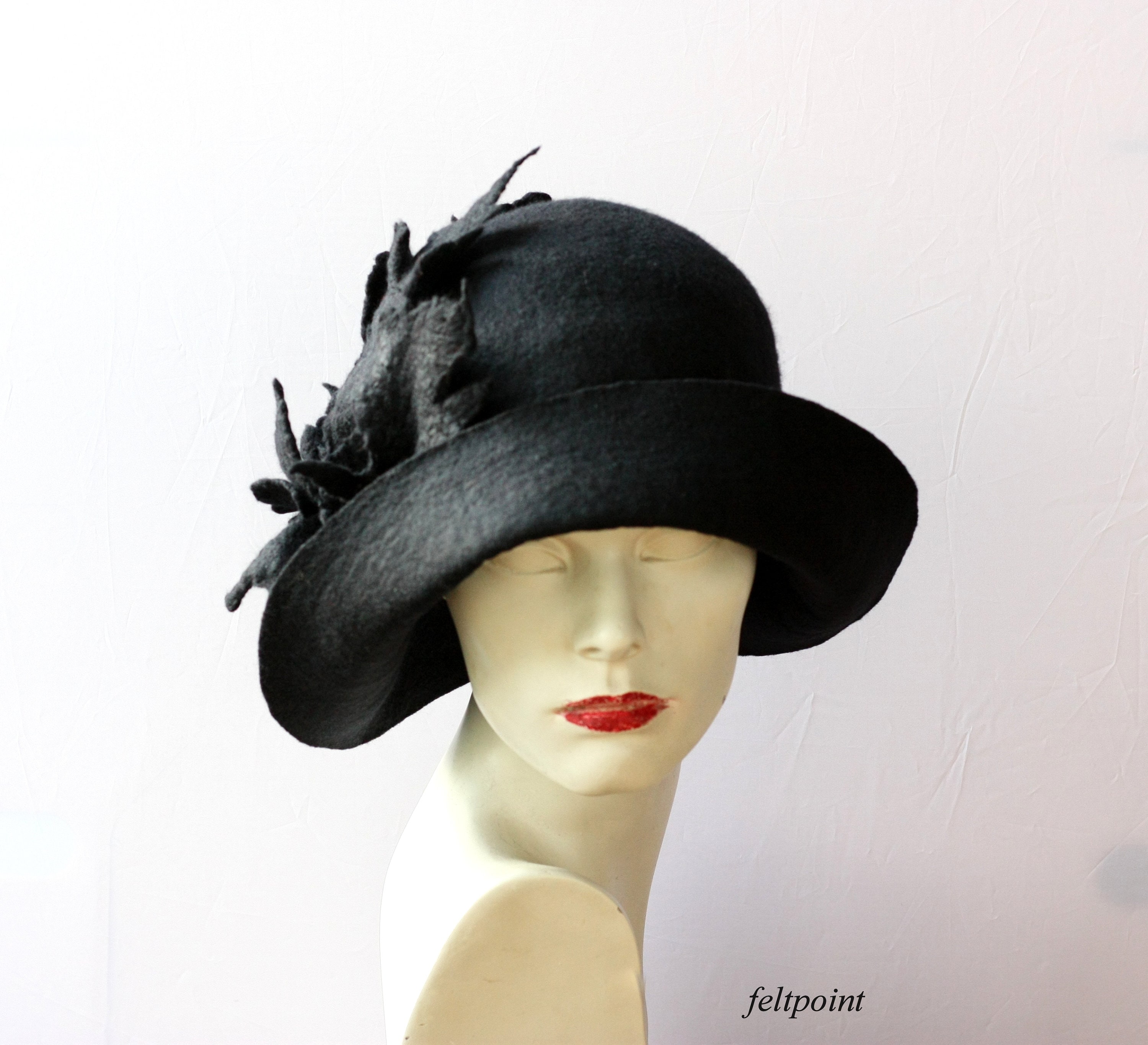 NWT ArtDeco 1920 The Mad Hatter Handmade Vintage  Wool felt cloche hat &brooch Vintage Style, Flapper, Black Cloche Hat, 1920s, Art Deco  main image 2
