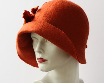 Vintage Style Wool-Feel Cloche Hat Rust Feather Detail - AS IS Vintage Brown Wool Cloche With Feathers and Veiling - Etsy main image 3