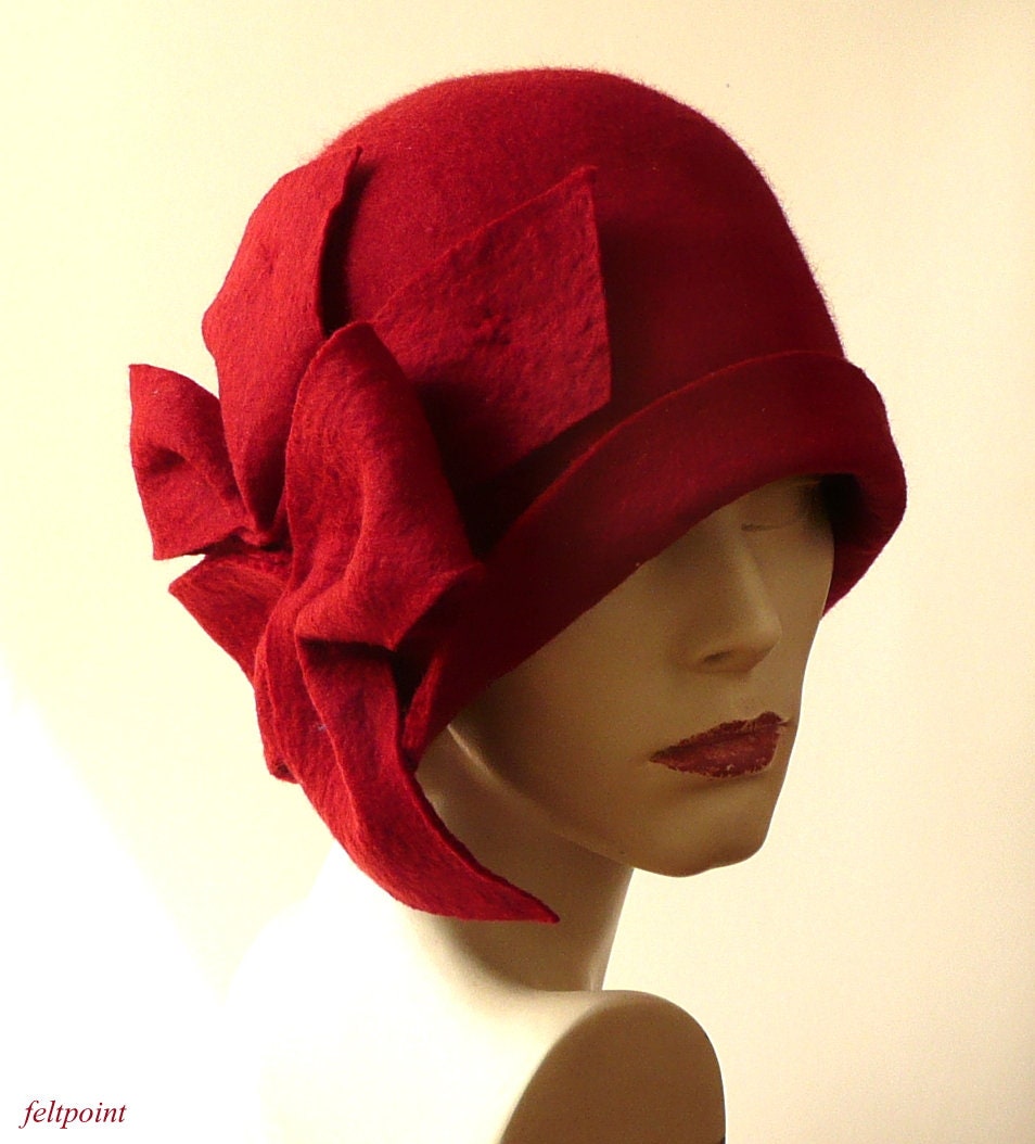 Red felt hat felt ClocheCloche hat felted hat1920 Hat | Etsy
