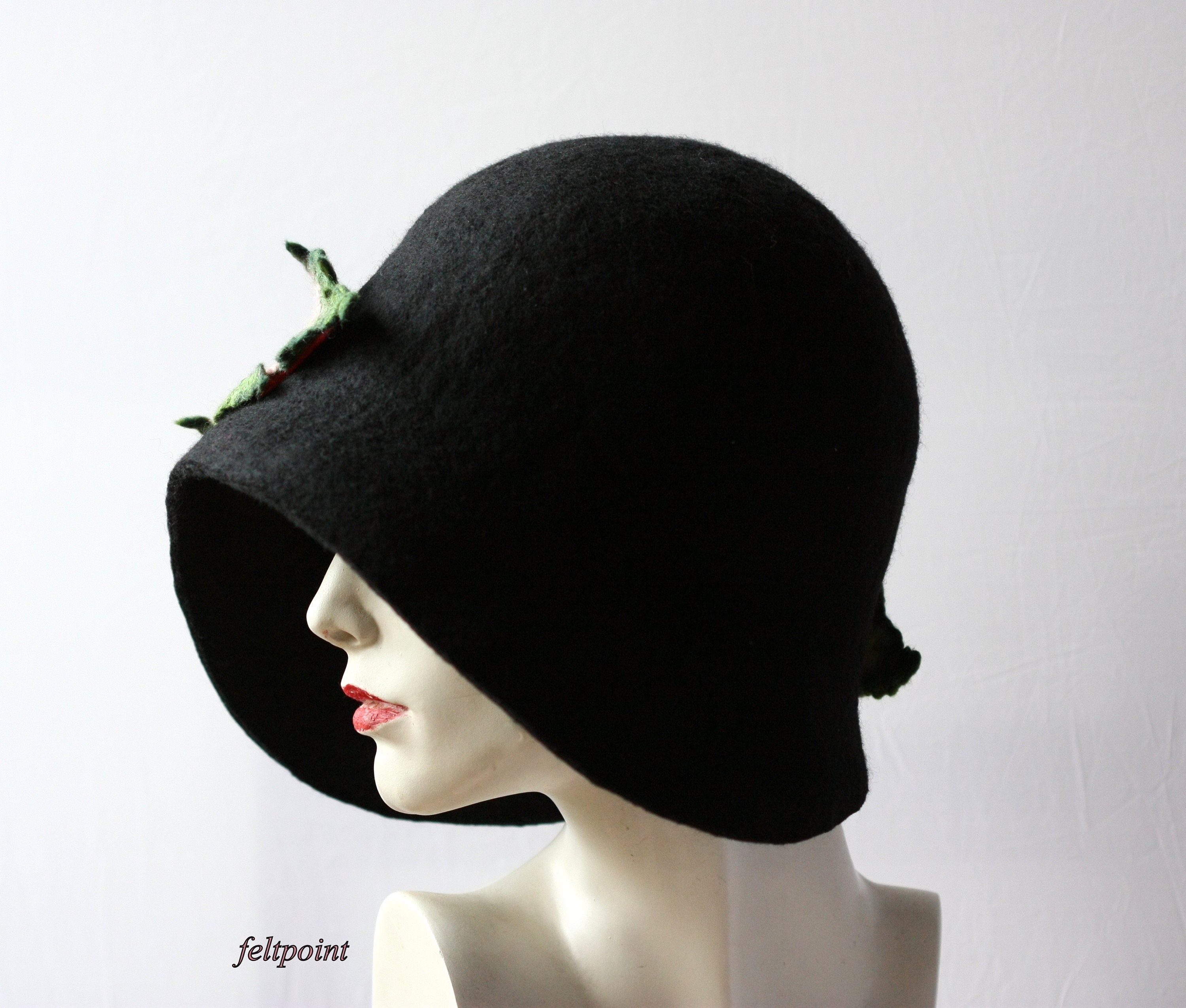 Iconic Vintage Chanel Black Felt Cloche Hat Cloche hat - Cotton, mixed fibers & metal, black & golden  main image 2