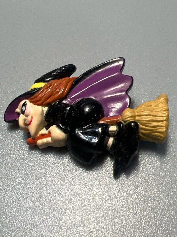 Vintage Plastic Witch on Her Broom Pin Brooch  (A… - image 1
