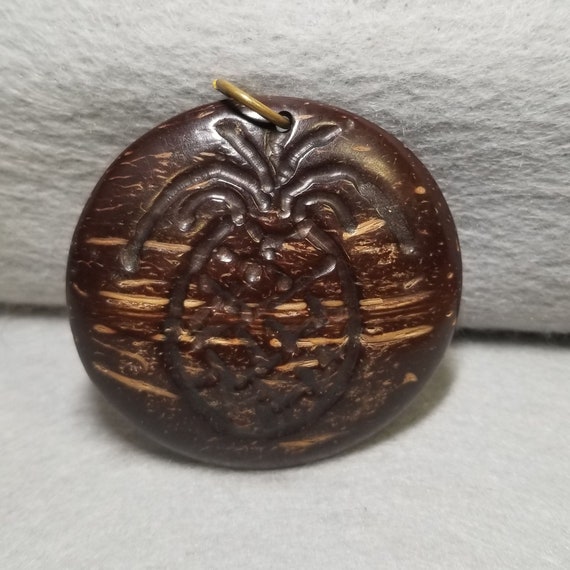 Vintage Wooden Pineapple Pendant  (4096) - image 1
