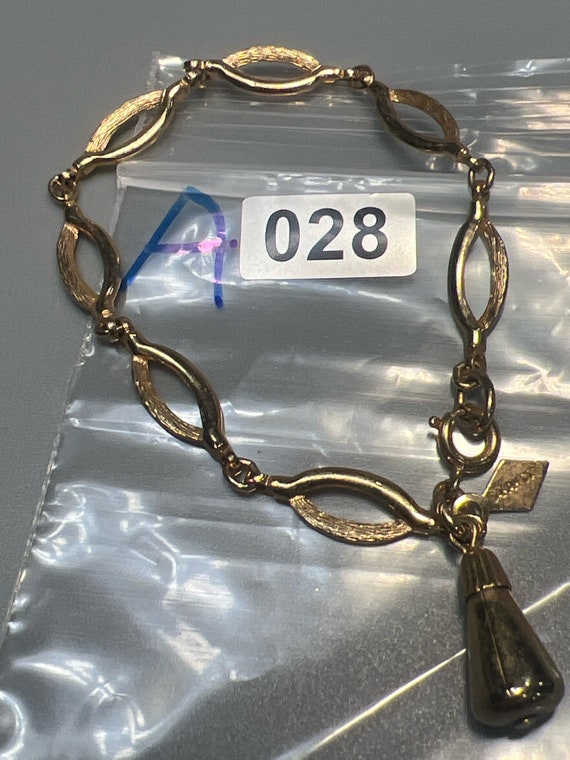 Vintage Goldtone Sarah Coventry Bracelet (A028gr) - image 4