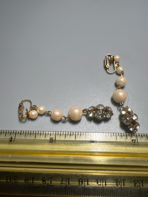 Vintage  Goldtone with Dangling Faux Pearls and C… - image 2