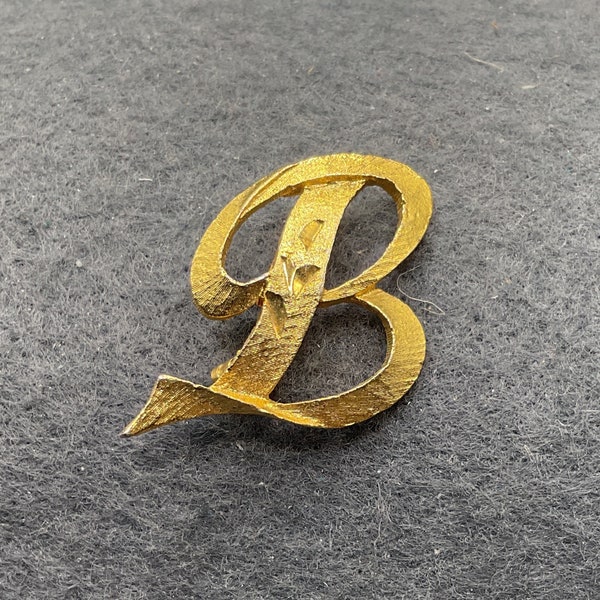 Signed Gold Tone Letter "B" Pin (7030)