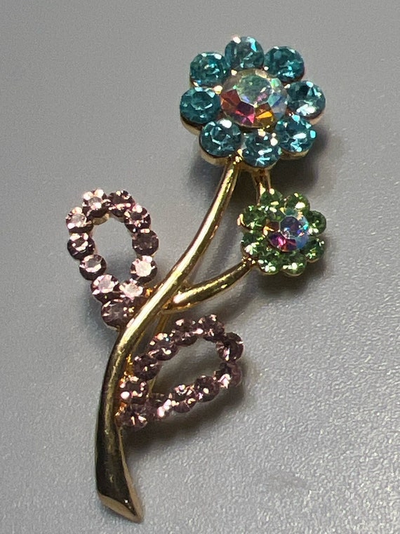 Vintage Goldtone Flower with Multi Colored Rhinest