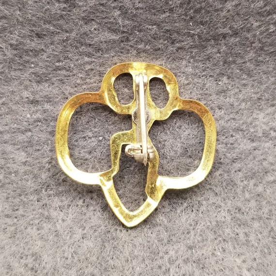 Vintage Gold Tone Brownie Girl Scouts Badge Pin (5777) Gem