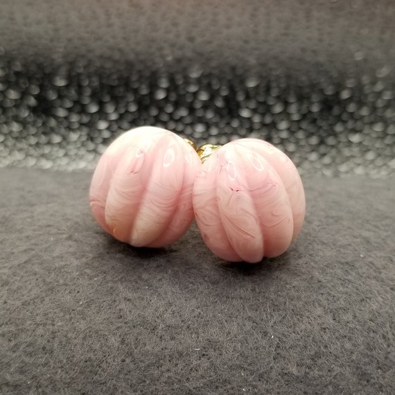Pastel Pink Swirls Clip-on Earrings (5962) - image 1