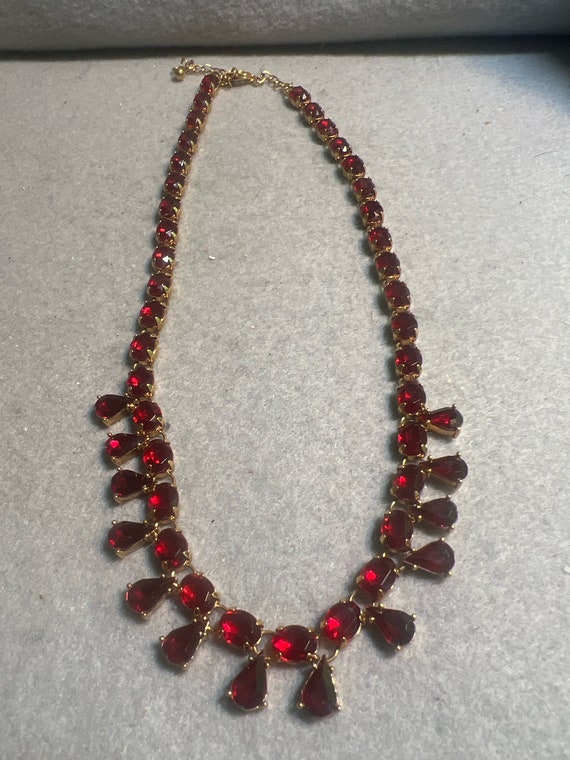 Vintage Goldtone Necklace with Ruby Red Rhinestone