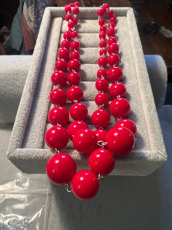 Vintage Double Strand plastic Red beads (7564gr) - image 1