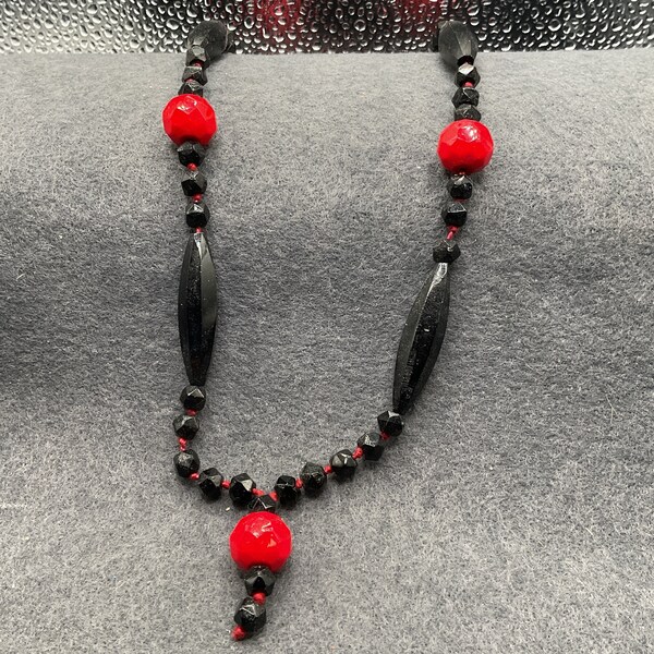 Hand Knotted Long Black and Red Geometric Beads Necklace (7132)