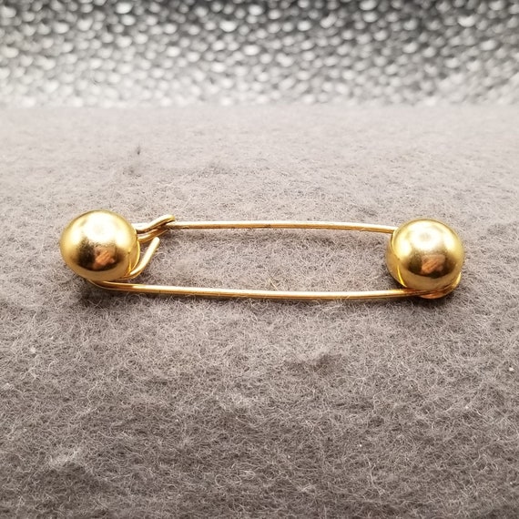 Large Gold Tone Safety Pin Brooch (5036) Gem