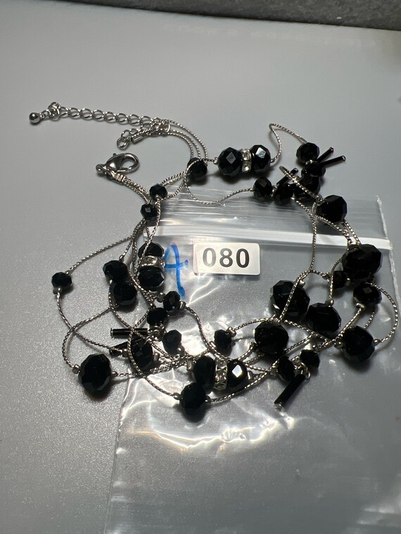 Vintage 3 Strand Silvertone with Black Stones Nec… - image 3