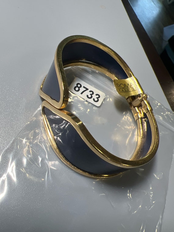 Vintage Goldtone with Navy Blue Enamel  Bracelet … - image 3