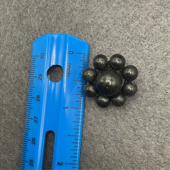 Cluster of Black Beads in a Flower Shape Clip-On … - image 3