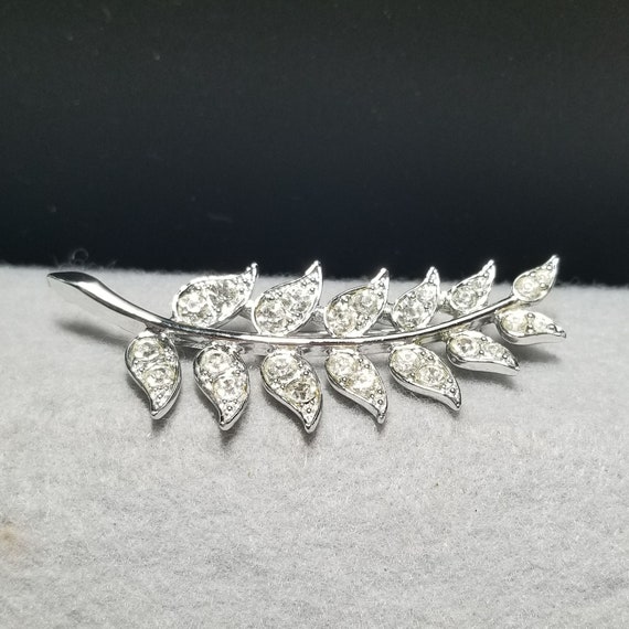 Vintage Silvertone Sarah Cov Leaf Pin/Brooch (642… - image 1
