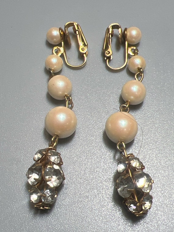 Vintage  Goldtone with Dangling Faux Pearls and C… - image 1