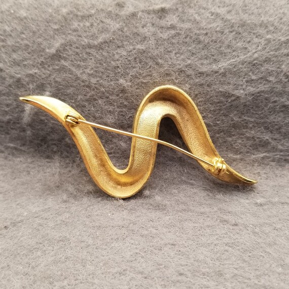 Gold Tone Squiggle Design Brooch (5870) - image 2