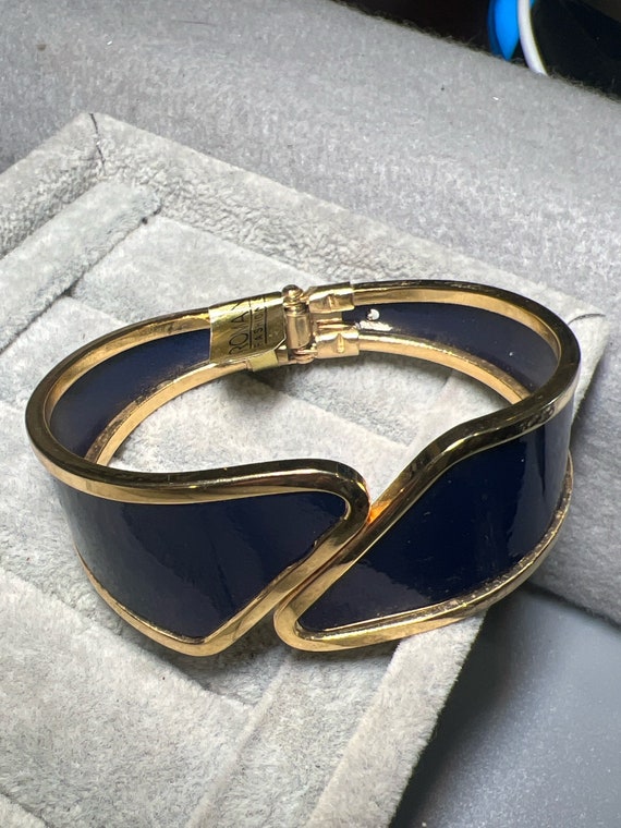 Vintage Goldtone with Navy Blue Enamel  Bracelet … - image 1