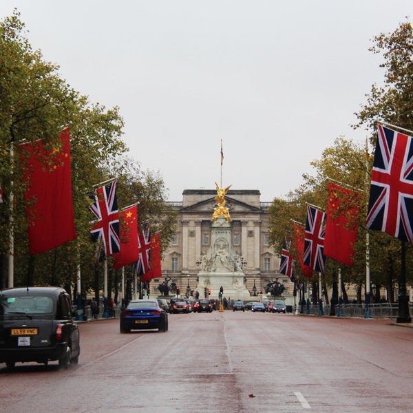 Buckingham Palace, London, England, United Kingdom, Royalty, Tourism, Travel Photography, Print