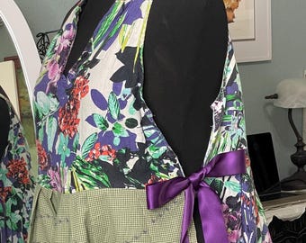 Womens pinafore dress purple hydrangea flowered cotton white lace purple satin ribbon ties easy fit open size pocket tunic green gingham