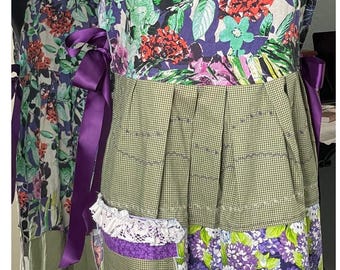 Womens pinafore dress purple hydrangea flowered cotton white lace purple satin ribbon ties easy fit open size pocket tunic green gingham