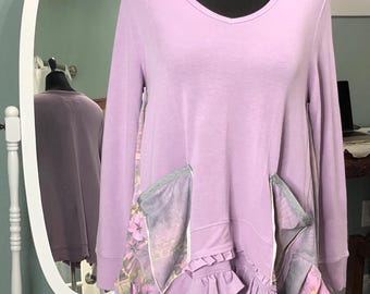 Upcycled Plus Size Tee Tunic: Floral Pockets, Ruffled Hem, Long Sleeves