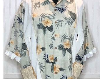Women’s plus size tunic shirt cruise wear shirt green gold Hawaiian flower print silk vintage lace shirt large crochet pocket shirt