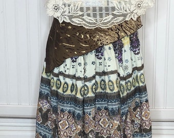 Women’s brown gold ruffled front sleeveless tunic ruffled front tee shirt upcycled vintage ecru lace back