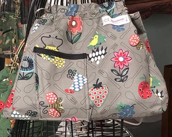 Women’s kiss lock metal frame purse: shoulder bag, chain, black handle, roosters, flowers, fruit, tea, tea pot cotton fabric, handmade